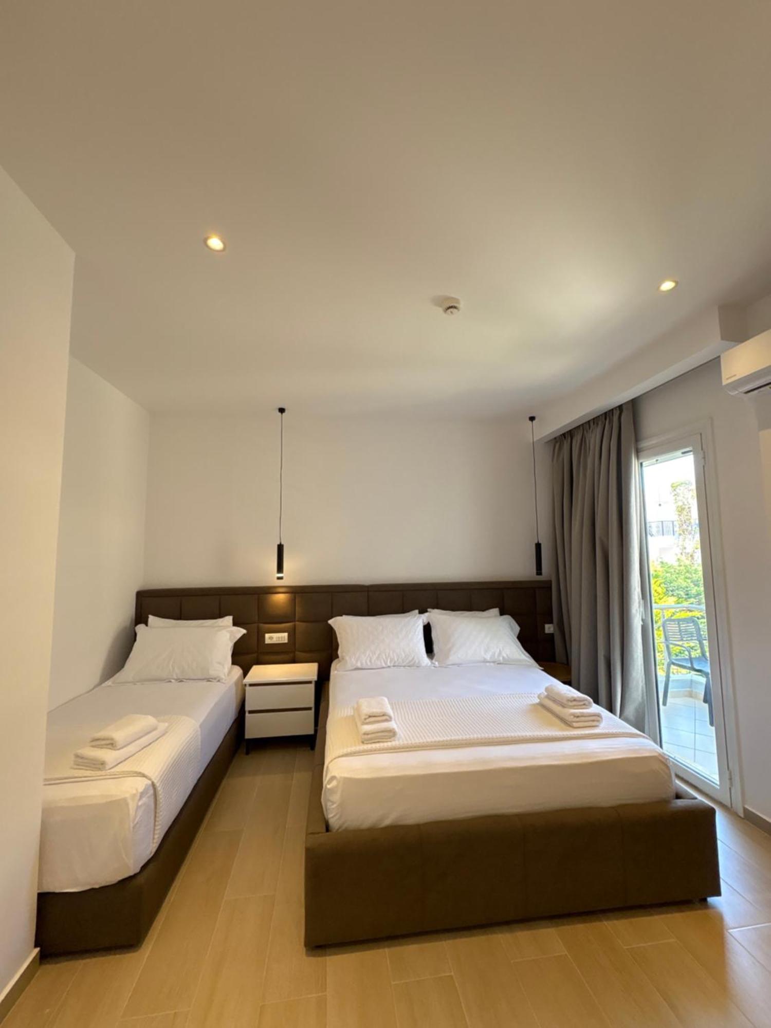 Xhonis Apartments Ksamil Ngoại thất bức ảnh